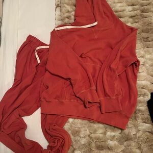 The Greii Hoodie and Sweatpants Set